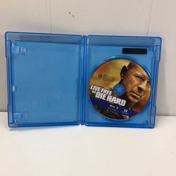 Live Free and Die Hard Blu Ray Bruce Willis - Picture 4 of 4